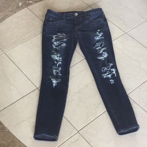 American Eagle Skinny Ripped Jeans. 0